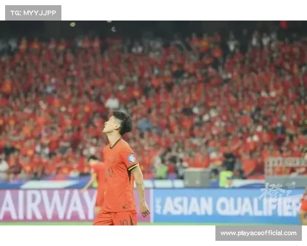 70588人见证失利却依然顽强拼搏 国足永不放弃的战斗精神 70588人见证失利却依然顽强拼搏 国足永不放弃的战斗精神