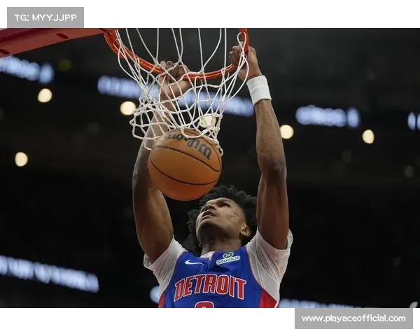 萨尔全能表现助力球队 15投8中6罚5中砍下22分并贡献7篮板 萨尔全能表现助力球队 15投8中6罚5中砍下22分并贡献7篮板