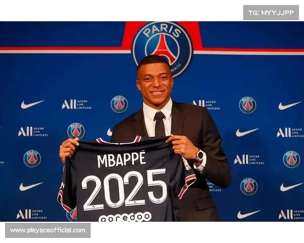 巴黎续约F1引发全网热议球迷热情高涨期待未来赛季精彩表现 巴黎续约F1引发全网热议球迷热情高涨期待未来赛季精彩表现