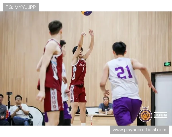 北控三人男篮媒体公开课亮相 杨皓喆领衔新阵容剑指2025超三联赛